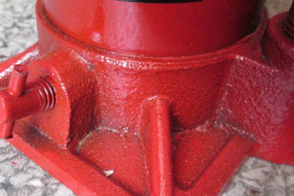 發(fā)動機機油壓力故障一直報警